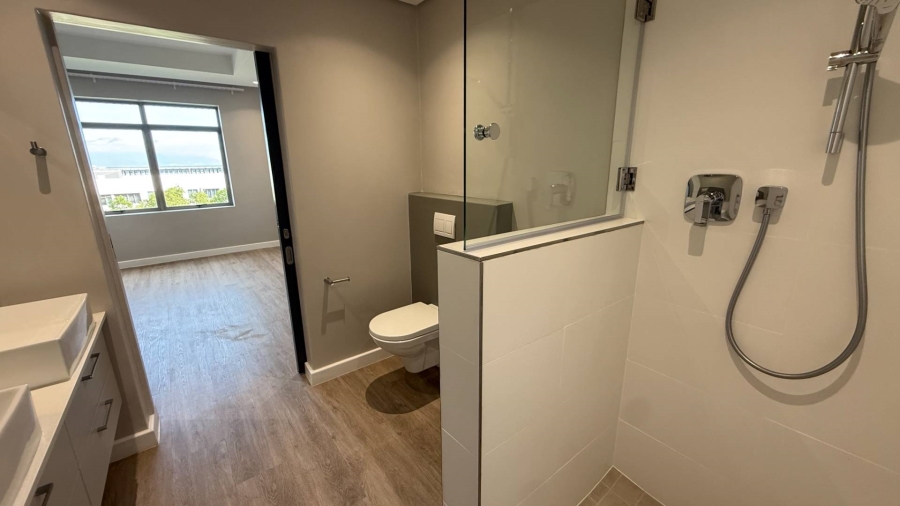 2 Bedroom Property for Sale in Plattekloof Western Cape
